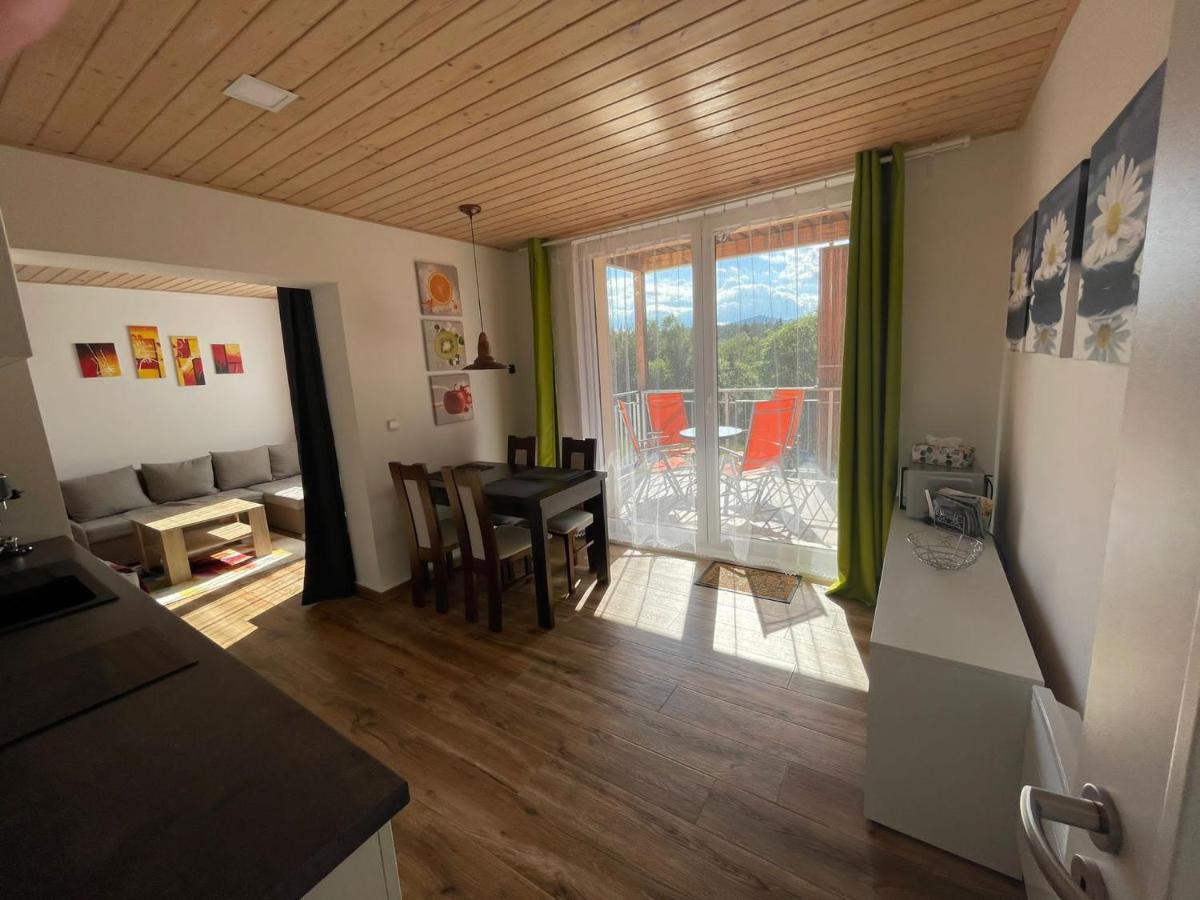 Apartman 7 Stozec Luaran gambar
