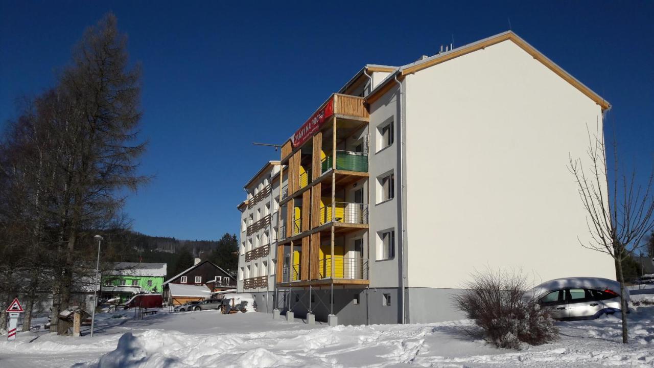 Apartman 7 Stozec Luaran gambar